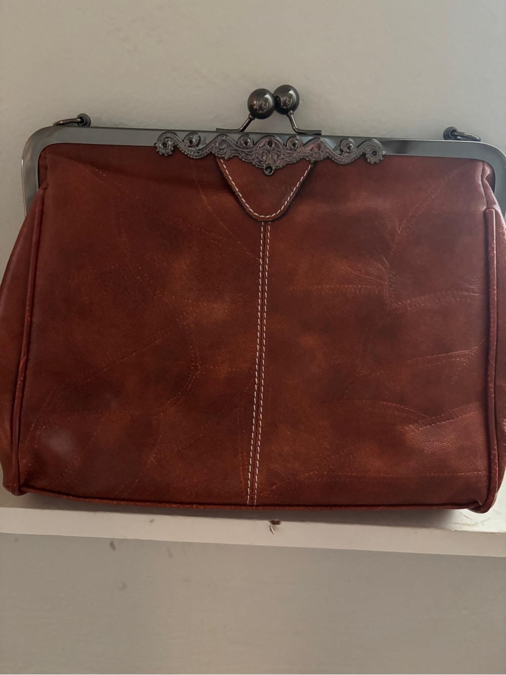 Vintage-Inspired Women's Frame Clutch Bag in Brown